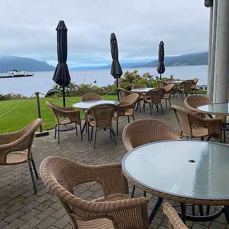 Smaken Av Ryfylke Event As Overnatting, Bygningen Drives Ikke Som Hotell Hjelmeland Eksteriør billede