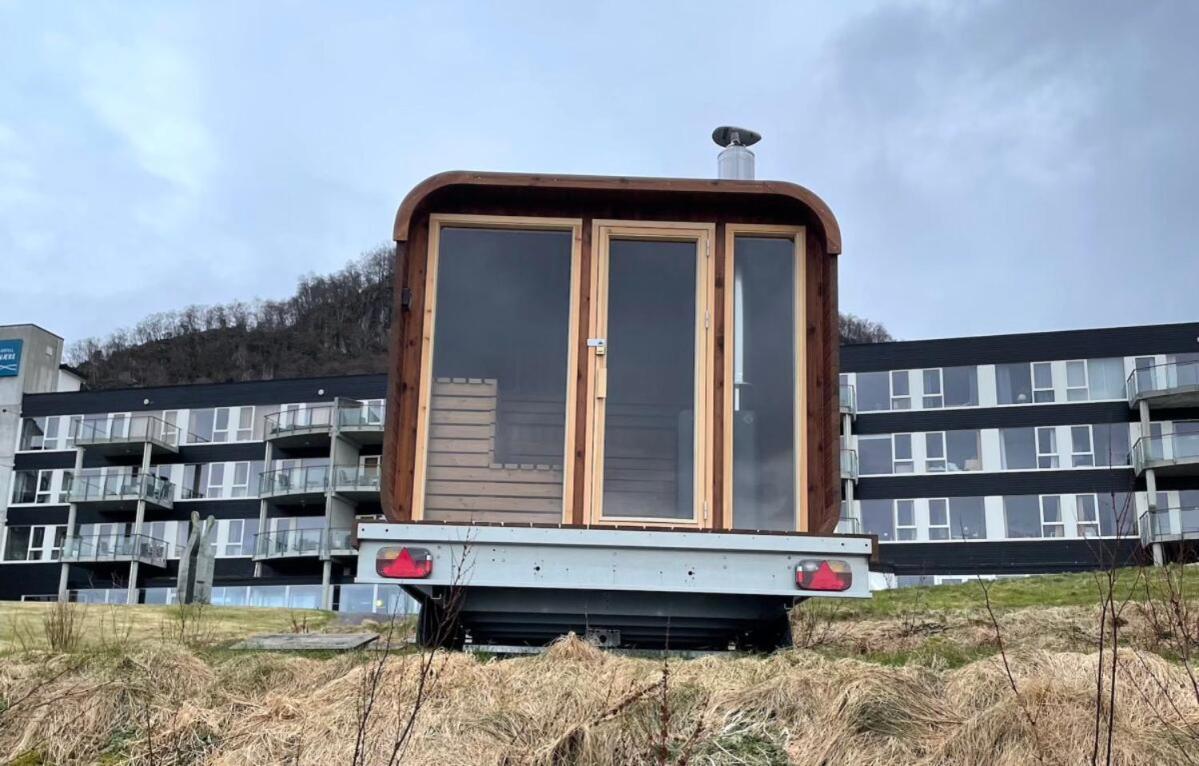 Smaken Av Ryfylke Event As Overnatting, Bygningen Drives Ikke Som Hotell Hjelmeland Eksteriør billede